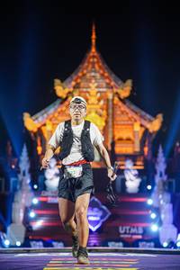 BIB: 110, 92211
                            <button type="button" onclick="openModal(22644366)" class="btn btn-primary btn-sm float-right btn-popup" data-toggle="modal" data-target=".modal-high-quality">
                        <i class="fas fa-shopping-cart"></i> Add to Cart
                    </button>
                                            <button type="button" onclick="isThisMe(22644366, true)" class="btn btn-success btn-sm float-right btn-popup btn-isme hidden" data-toggle="tooltip" data-placement="bottom" title="นี่คือรูปของคุณใช่ไหม คลิกที่นี่เพื่อเอาเข้าอัลบั้ม">
                        <i class="fas fa-plus"></i> Add to album
                    </button>
                    <button type="button" onclick="isThisMe(22644366, false)" class="btn btn-warning btn-sm float-right btn-popup btn-isnotme hidden">
                        <i class="fas fa-ban"></i> Remove from album
                    </button>